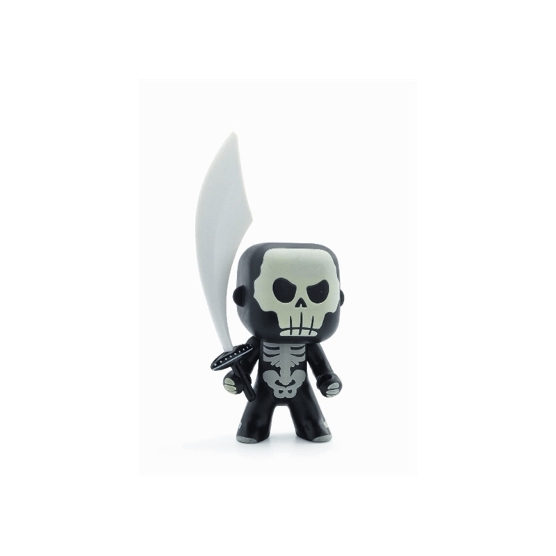 Arty Toys Skully