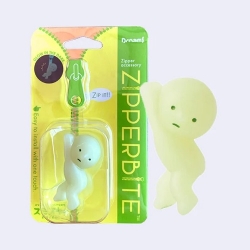 Smiski - Zipperbite Hanging On