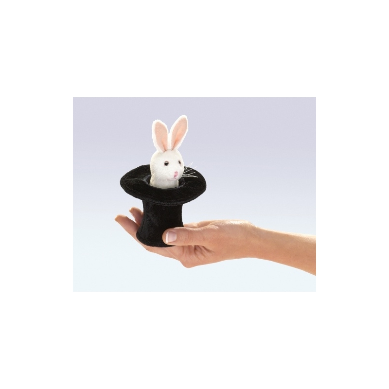 Marionnette à doigt lapin dans son chapeau