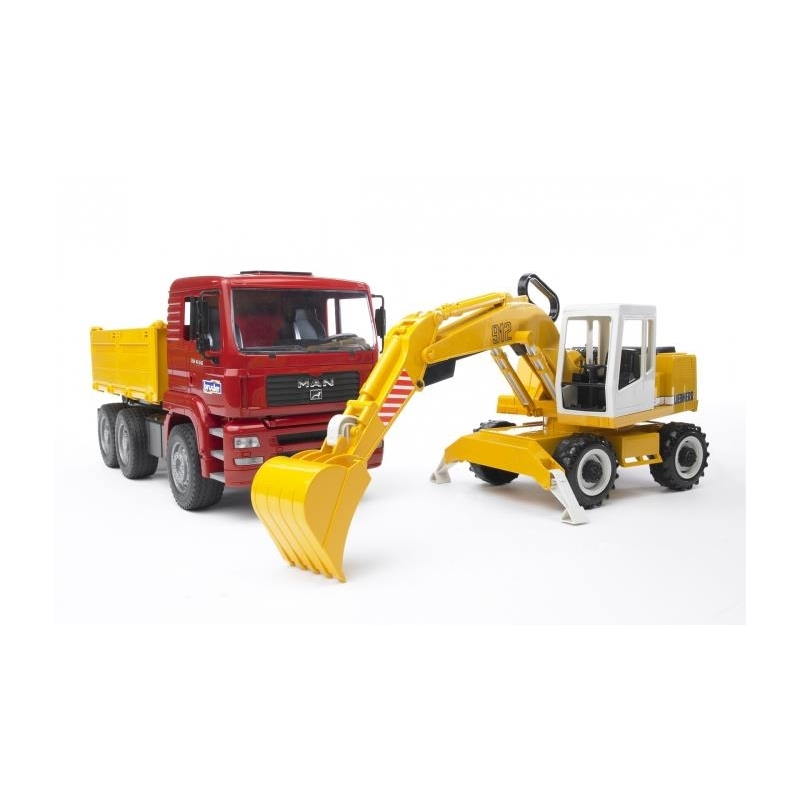 Camion benne MAN avec excavatrice