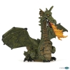 Dragon ailé vert avec flammes