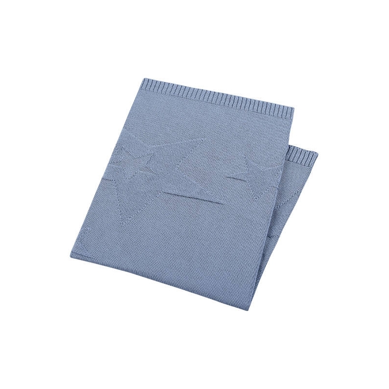 Couverture en tricot bleue