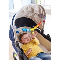 Activité d'éveil pour poussette multicolore