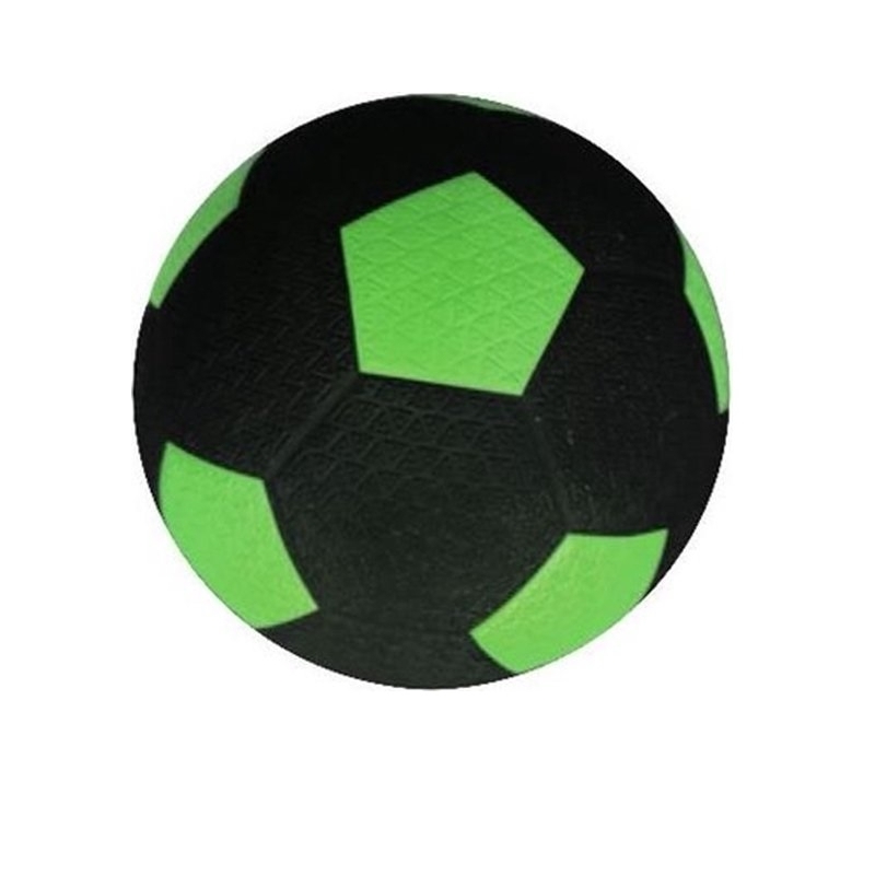 Ballon de football vert